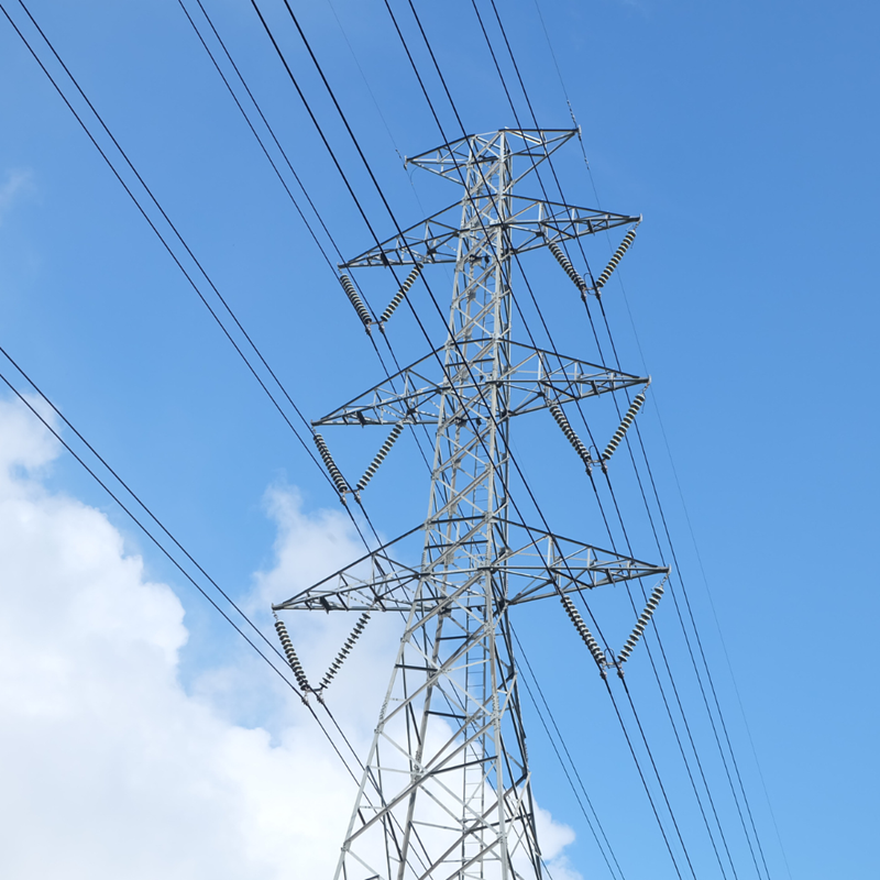 Adwokat wyjaśnia różnicę między zameldowaniem a zasiedzeniem nieruchomości.